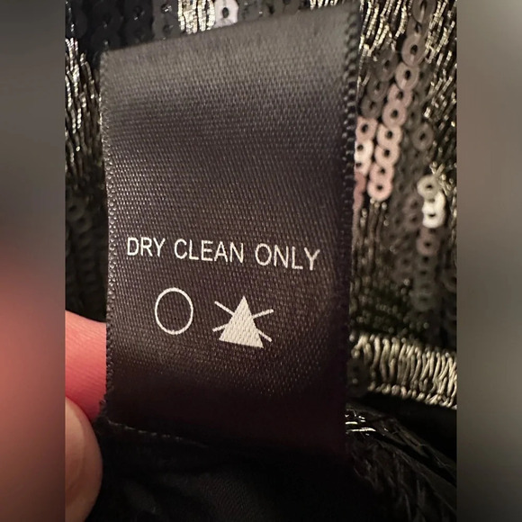 ASTR Black Silver Sequin Special Occasion Zig Zag Chevron Layer Cami M PRISTINE - Picture 6 of 11